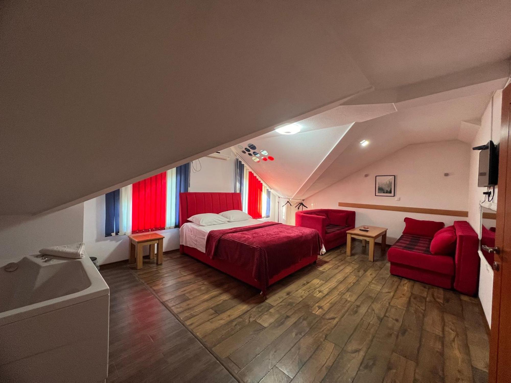 Hotel Prenociste Samir Gradacac Zewnętrze zdjęcie