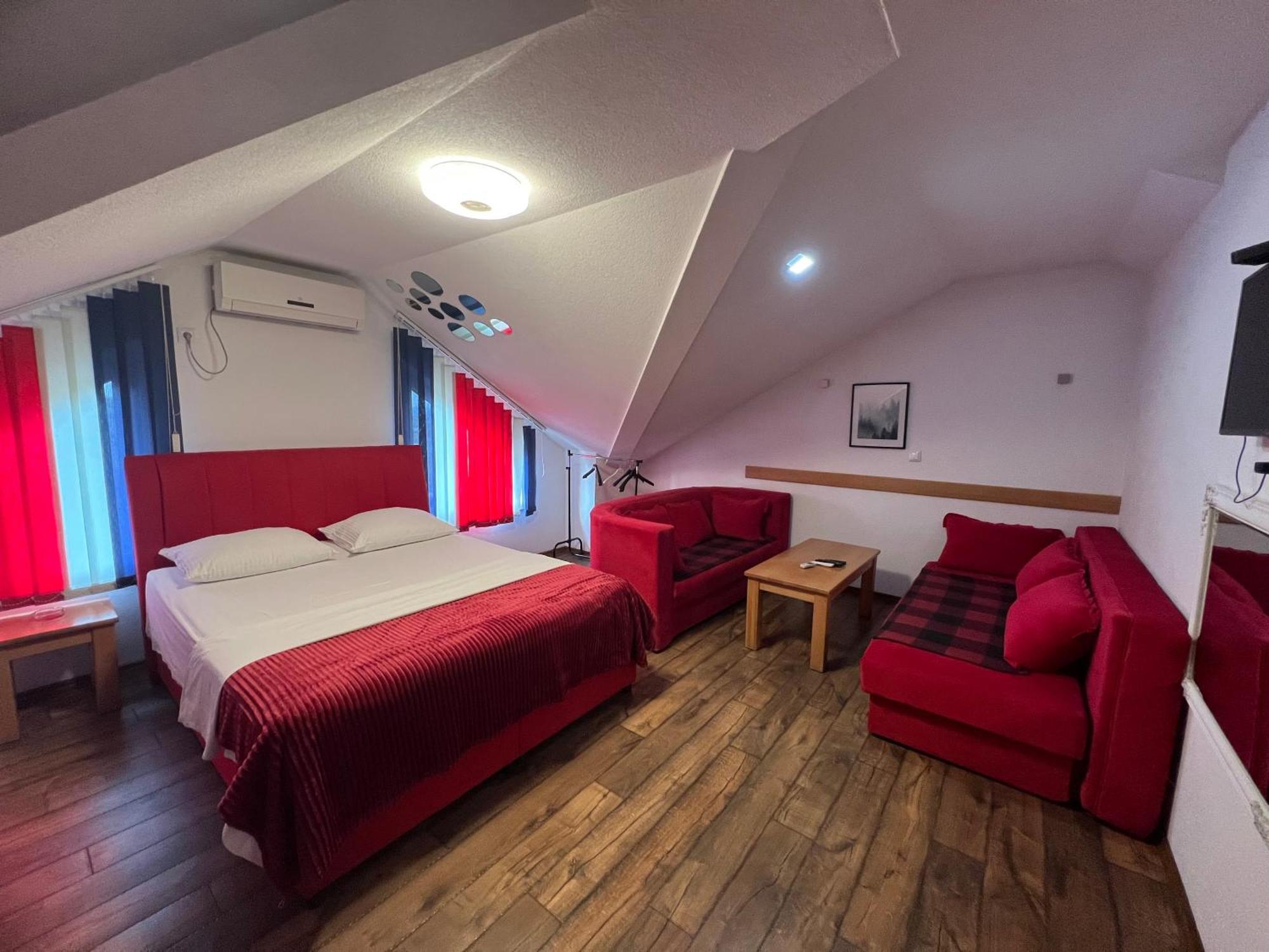 Hotel Prenociste Samir Gradacac Zewnętrze zdjęcie
